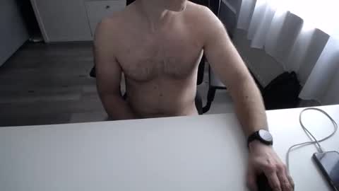 julienneedyou online show from 11-18-25, 09:36