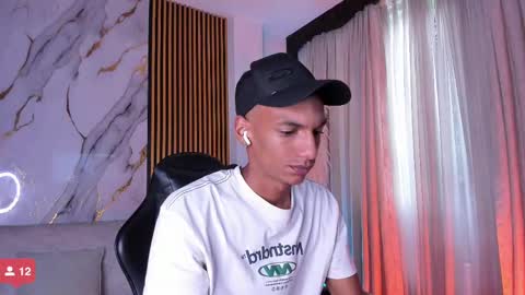 Snapshot of juliensaint_ chatting on 11-07-25, 12:16 Julien online show from 11-07-25, 12:16