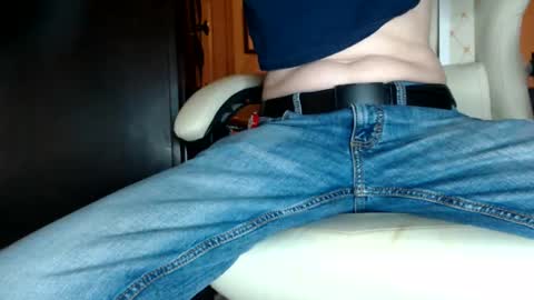 Juliet Whiskey Foxtrot online show from 10-07-25, 12:13