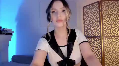 Snapshot of julieta369 chatting on 06-21-26, 11:29 Julieta369 online show from 06-21-26, 11:29