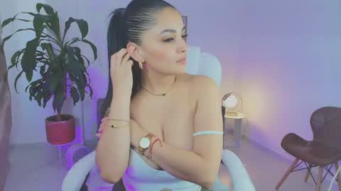 Snapshot of julieta92_ chatting on 04-24-26, 09:39 Julieta92 online show from 04-24-26, 09:39
