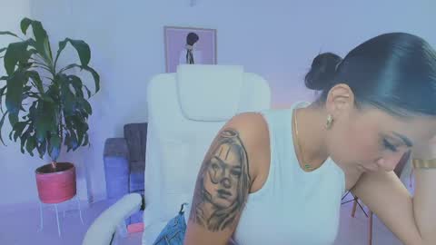 Snapshot of julieta92_ chatting on 05-08-26, 09:09 Julieta92 online show from 05-08-26, 09:09