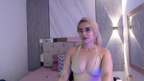 julieta__fox_ online show from 02-21-26, 02:23