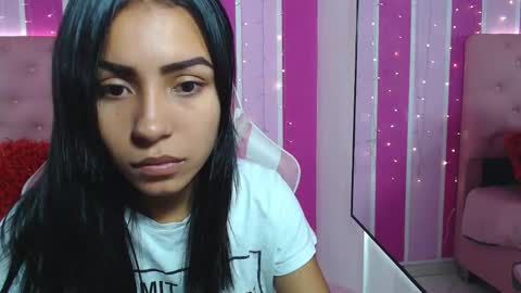 Snapshot of julieta_fn chatting on 02-22-25, 12:40 julieta_fn online show from 02-22-25, 12:40