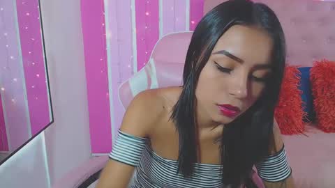 Snapshot of julieta_fn chatting on 03-08-25, 02:12 julieta_fn online show from 03-08-25, 02:12