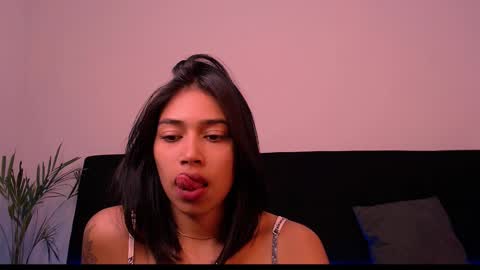 julieta_livee online show from 02-04-26, 04:35