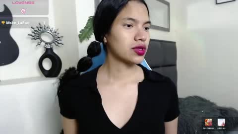 Julieta online show from 05-14-26, 03:57