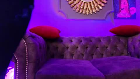 Snapshot of julieta_russell chatting on 01-21-25, 11:24 Julieta online show from 01-21-25, 11:24