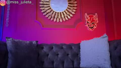  Julieta  online show from 06-19-26, 12:09