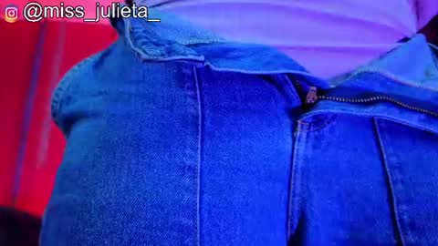  Julieta  online show from 07-10-26, 12:19
