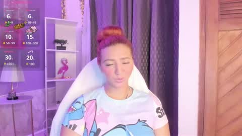 Snapshot of julietacollins_ chatting on 12-12-24, 02:48 Juliet online show from 12-12-24, 02:48