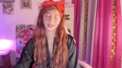 Snapshot of julietacollins_ chatting on 12-05-25, 12:25 Juliet online show from 12-05-25, 12:25