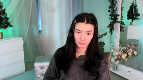 Snapshot of julietaromaniss chatting on 01-05-25, 05:09 Julieta or Jully online show from 01-05-25, 05:09