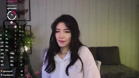 Snapshot of julietaromaniss chatting on 02-10-25, 12:08 Julieta or Jully online show from 02-10-25, 12:08