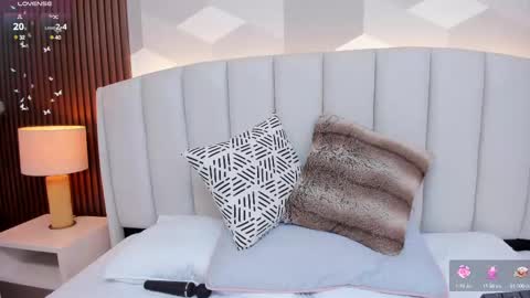 Julieta Santos online show from 03-04-25, 09:43