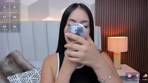 Julieta Santos online show from 03-06-25, 06:48