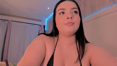 Snapshot of julietavargas chatting on 10-08-25, 01:31 Julieta Vargas online show from 10-08-25, 01:31