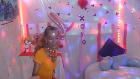 Julieth Wolf online show from 02-11-25, 04:35