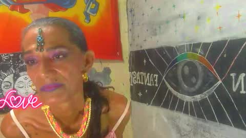 Julieth Wolf online show from 10-21-25, 08:53