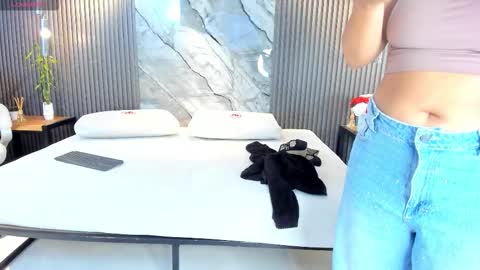 Julietha online show from 11-27-25, 02:57