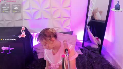 Julieth online show from 10-28-25, 08:11