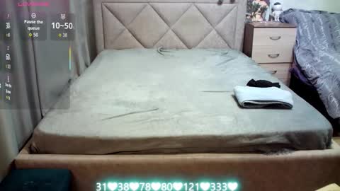 Julietkitty online show from 11-14-25, 04:22