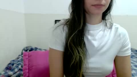 julietolentino_silva online show from 10-19-25, 06:30
