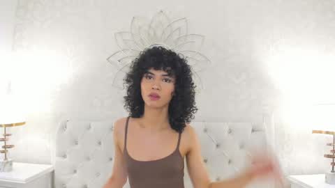 julietta    online show from 05-16-26, 12:04