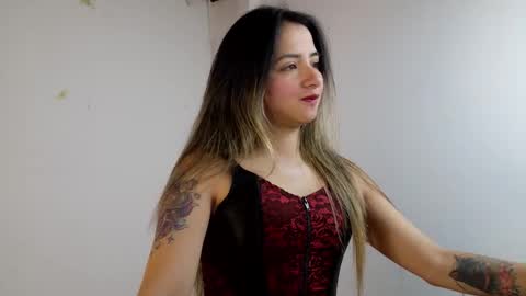 Julietta Jackson online show from 11-10-25, 06:07