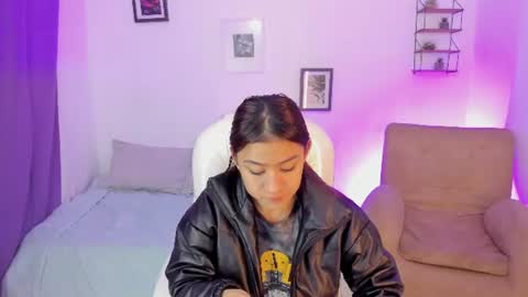 Snapshot of julietta_cooper chatting on 07-15-26, 03:12 Julietta Cooper online show from 07-15-26, 03:12