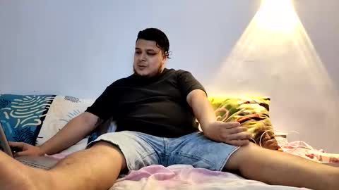 julietta max  online show from 03-17-26, 01:32