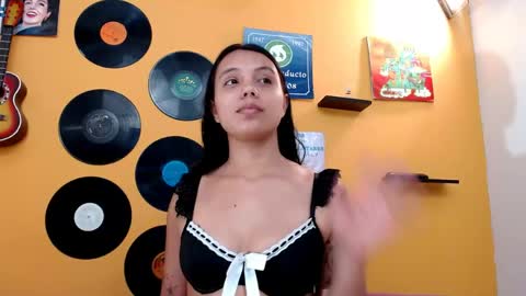juliette18rose online show from 05-17-26, 07:54