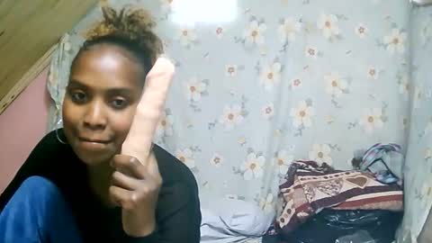 Snapshot of juliette9794 chatting on 09-14-25, 02:16 juliette9794 online show from 09-14-25, 02:16