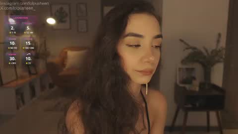 Snapshot of juliette_dee chatting on 07-22-26, 10:01 Juliette Dee online show from 07-22-26, 10:01