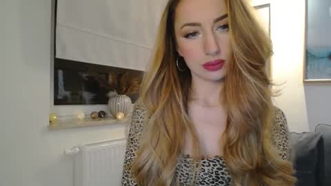 JulietteSensual online show from 02-23-25, 06:34