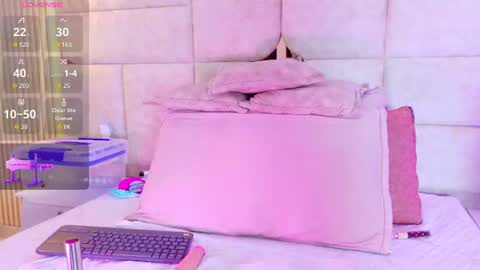 juliia01 online show from 06-19-26, 02:49