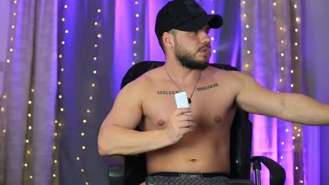 JULiUS   online show from 01-21-25, 11:55