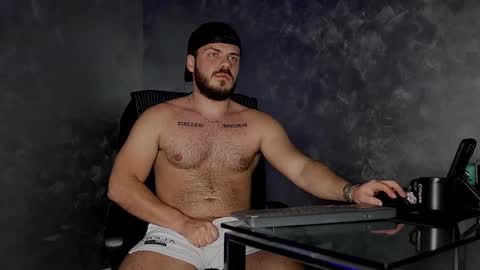 JULiUS   online show from 11-02-25, 08:22