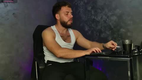 JULiUS   online show from 11-18-25, 10:14