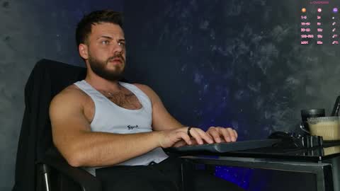 JULiUS   online show from 11-19-25, 08:42