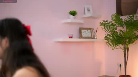 Snapshot of jullyfox chatting on 05-03-26, 10:43 Foxy online show from 05-03-26, 10:43