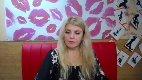 Snapshot of julya_barbi chatting on 09-10-25, 05:18 Julya Barbi online show from 09-10-25, 05:18