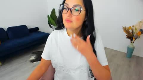 Julya online show from 04-20-26, 04:59