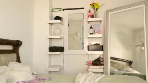 Snapshot of jump_rabbit_ chatting on 04-13-26, 03:50 jessica online show from 04-13-26, 03:50