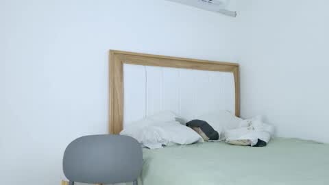 Snapshot of jump_rabbit_ chatting on 05-23-26, 03:38 jessica online show from 05-23-26, 03:38