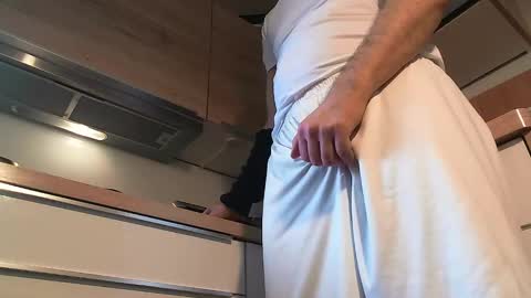 Gregor online show from 12-25-24, 08:51