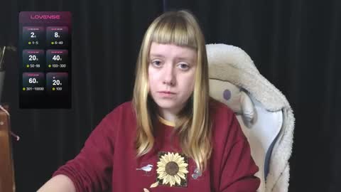 Snapshot of june_shy0 chatting on 11-19-25, 07:52 June online show from 11-19-25, 07:52