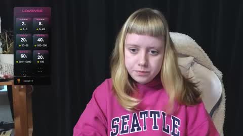 Snapshot of june_shy0 chatting on 11-22-25, 08:24 June online show from 11-22-25, 08:24