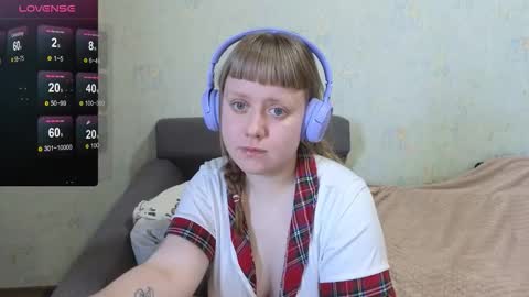 Snapshot of june_shy0 chatting on 02-13-26, 09:49 June online show from 02-13-26, 09:49