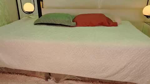 junecollins online show from 03-17-26, 10:02